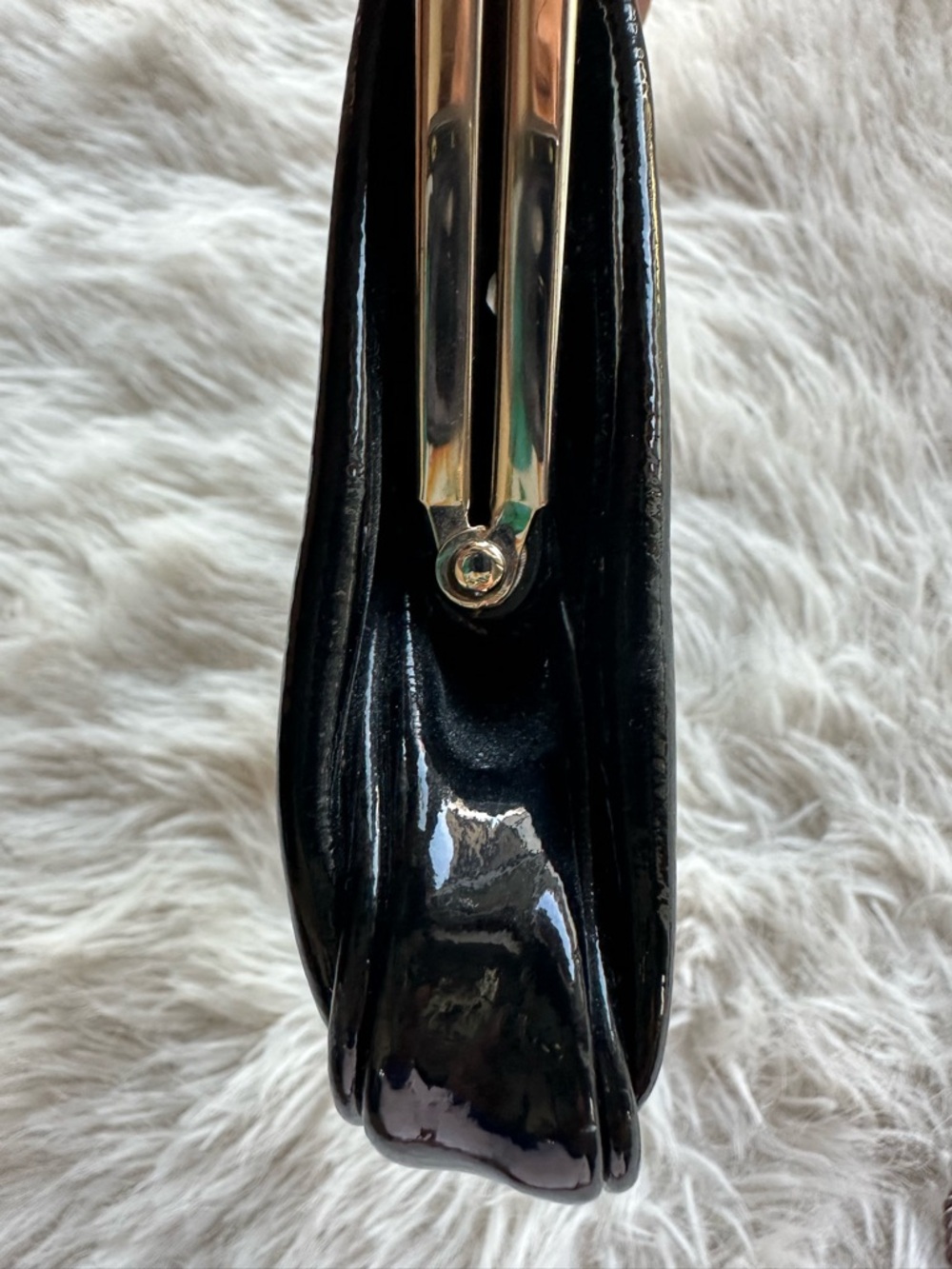 Ted Baker Black Patent Kiss-Lock Wristlet Clutch with Gold Frame - Picture 8 of 16